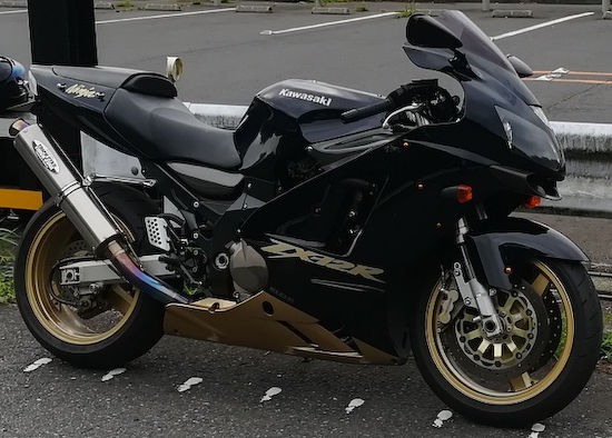 zx12r_right1.jpg